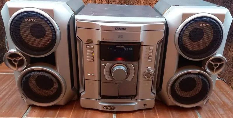 Mini System Sony MHC-RG220 cd does not open, radio and tape ok64396660953858120