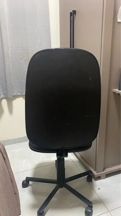 Cadeira de Escritório Giratória com Rodas