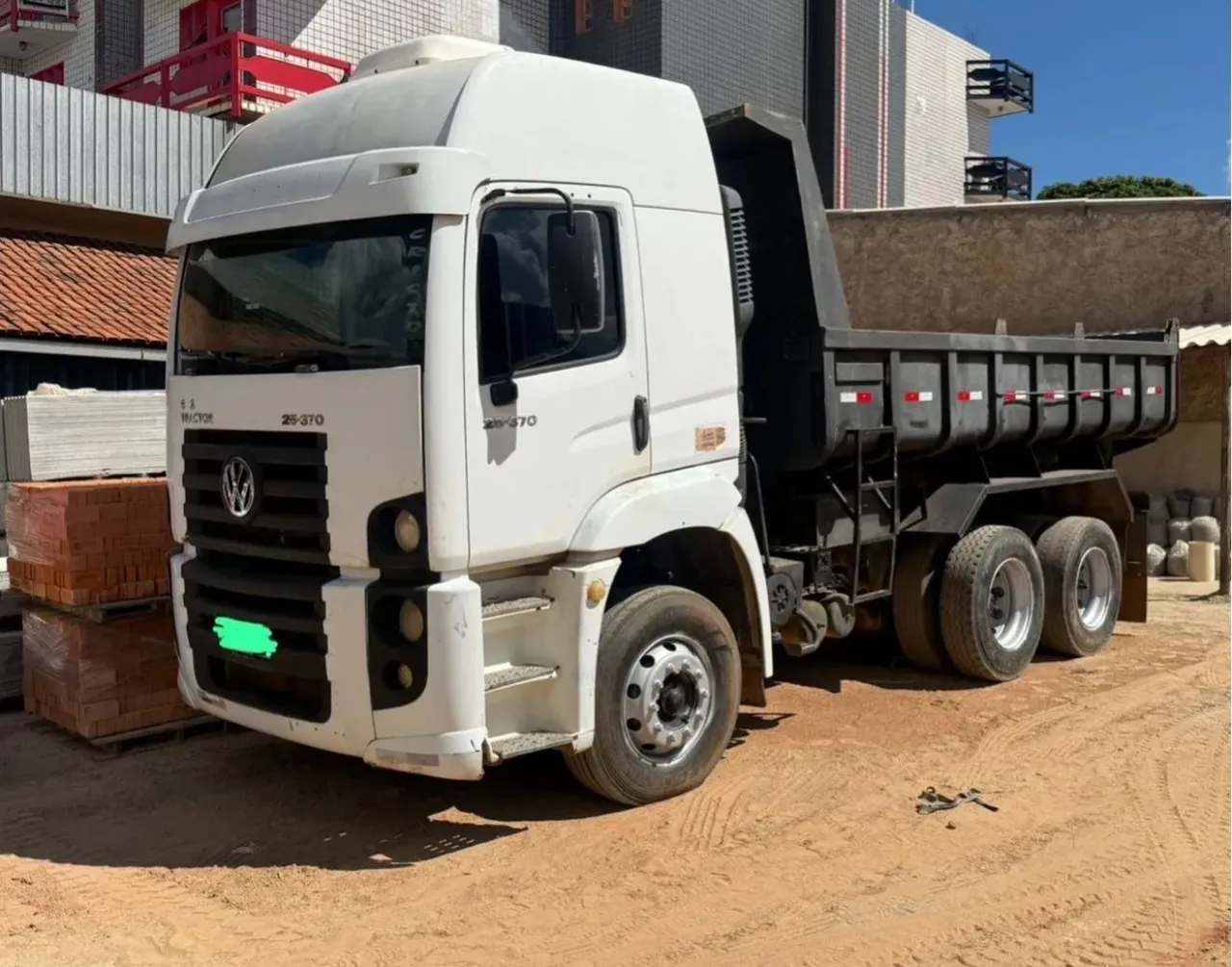 Caminhão Caçamba volks 2008 valor 169mil