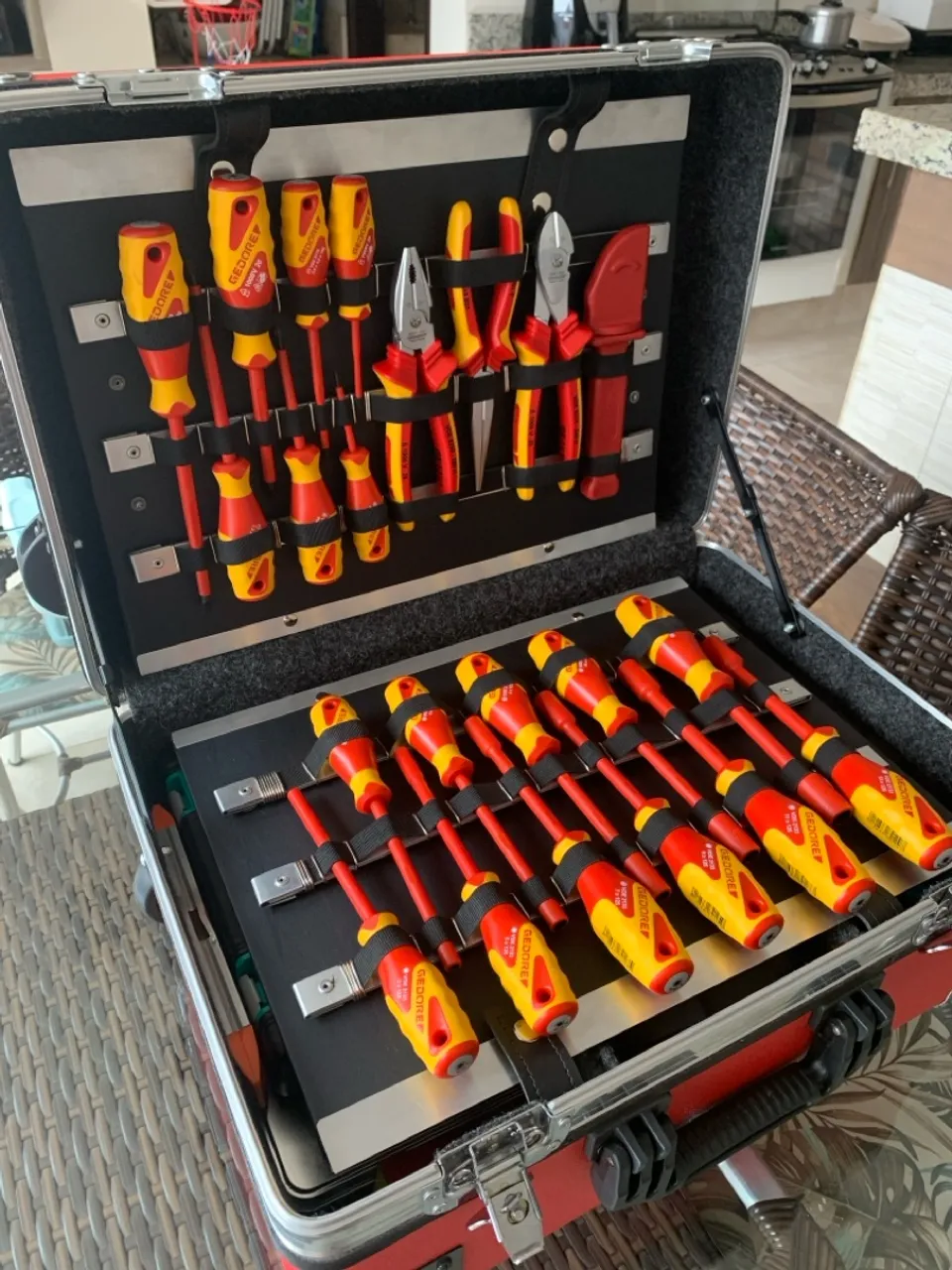 Kit de Ferramentas completa c/ chaves isoladas