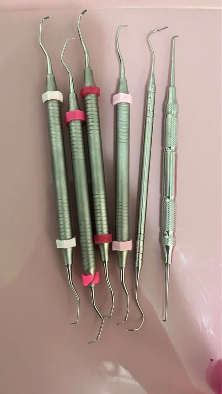 curetas de greacy , sonda nabers e foice  - Foto 2