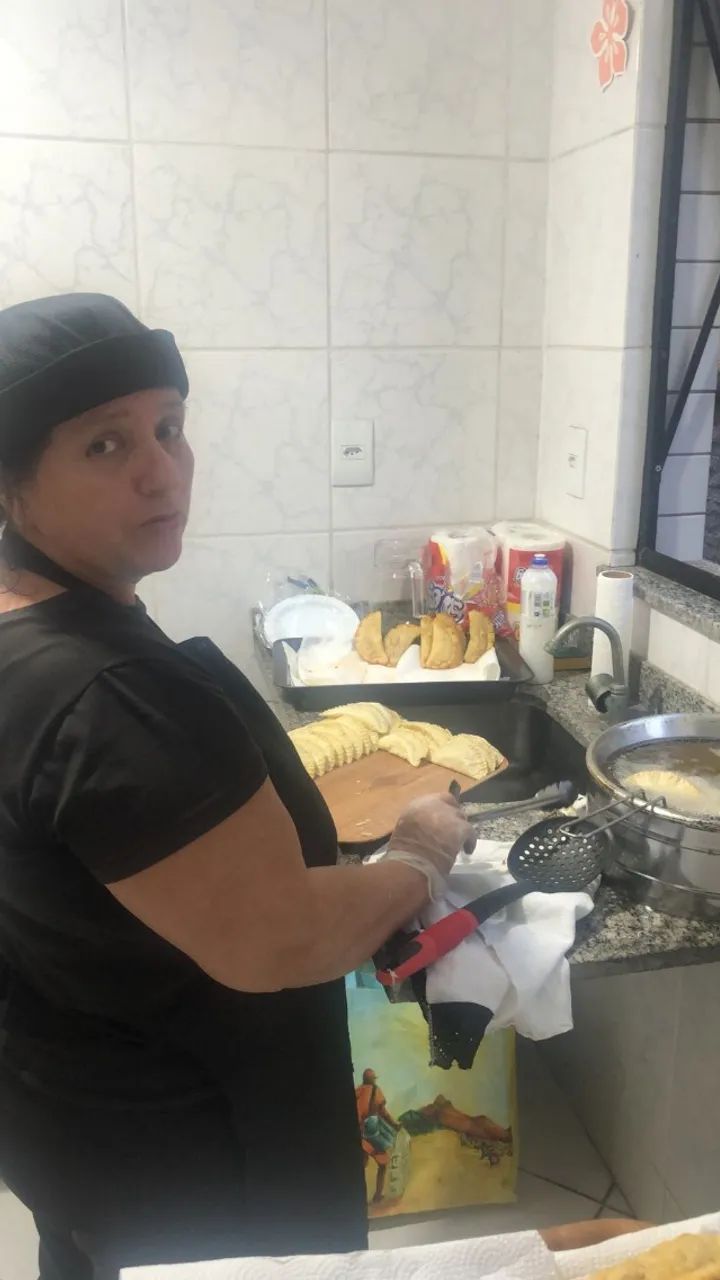 Salgadinhos fritos na hora no evento