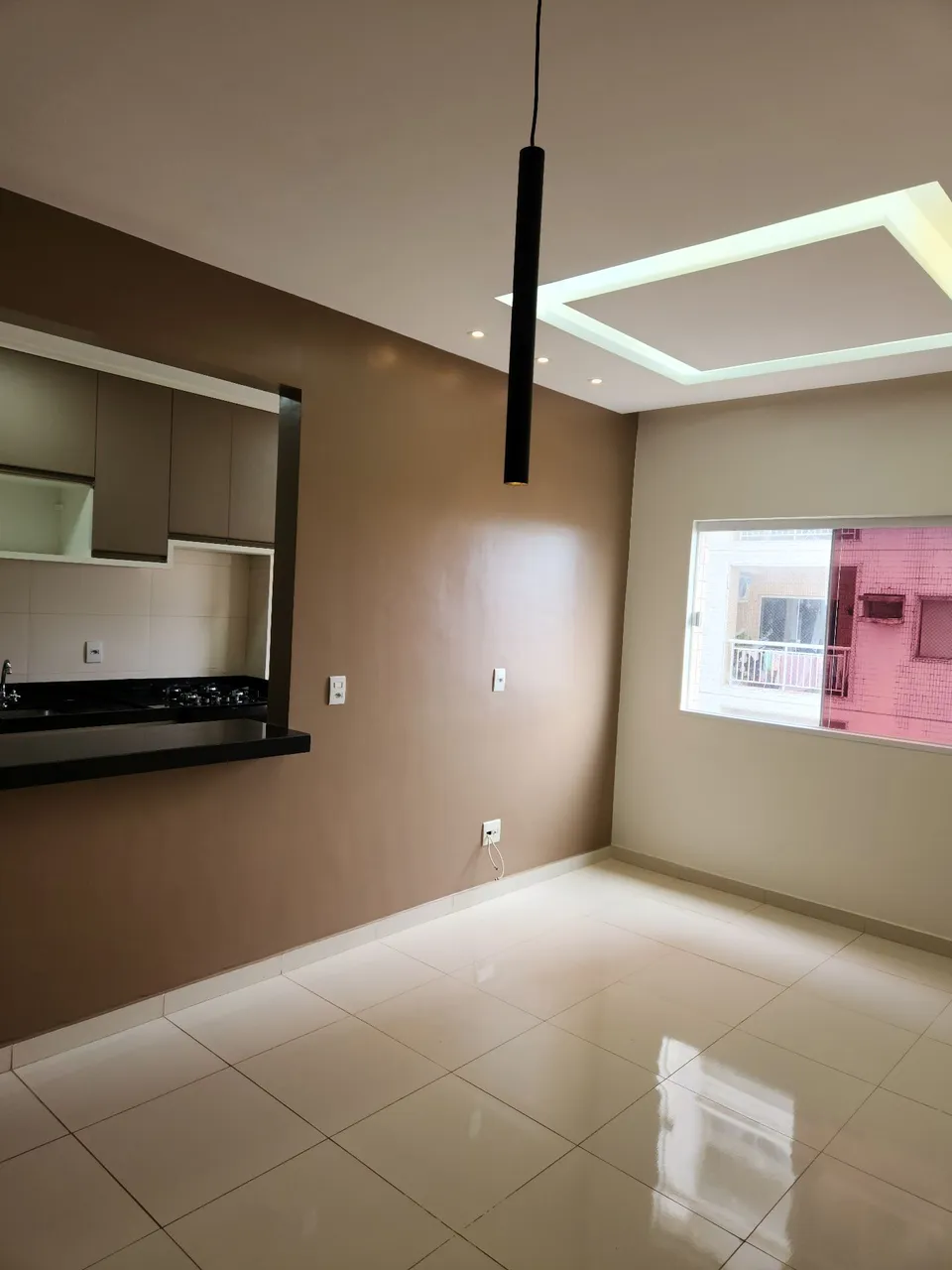 Alugo apartamento de 2/4 Torre Trivento