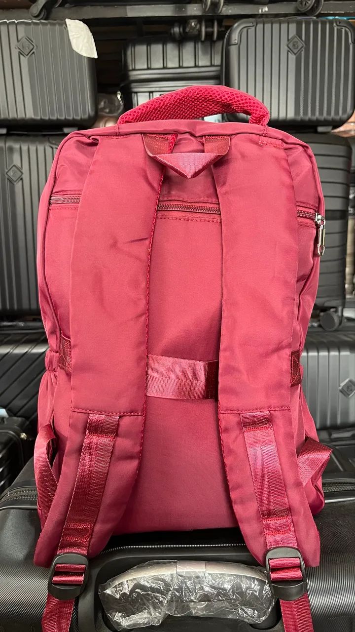 Mochila feminina impermeável  - Foto 2