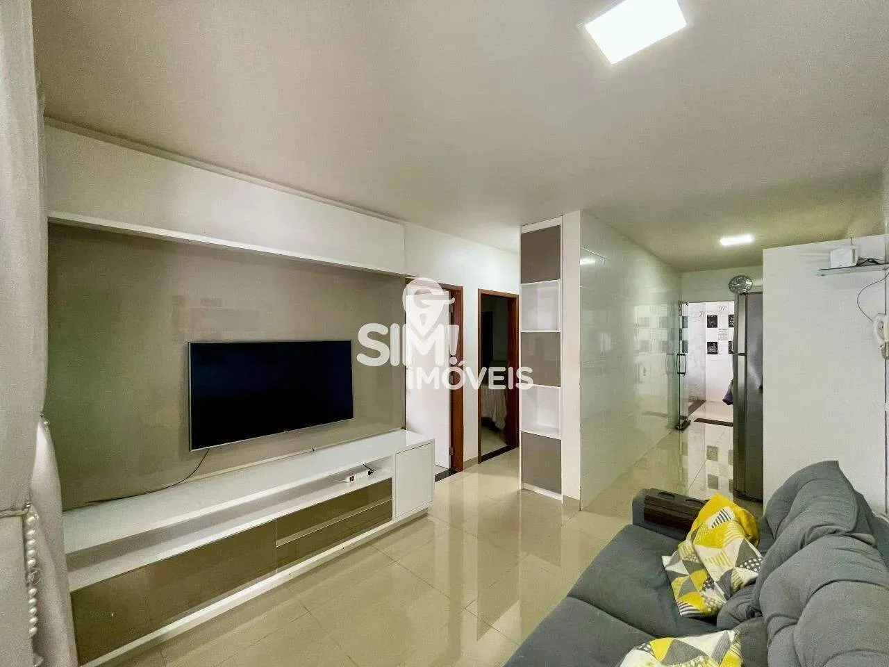 CASA SEMI MOBILIADA COM 2 QUARTOS SENDO 1 SUÍTE NA 606 NORTE!