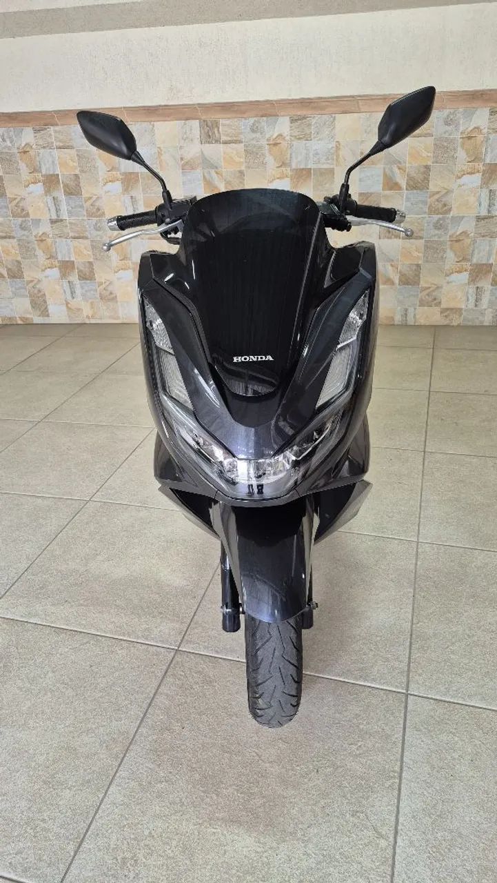 VENDO MOTO HONDA PCX 160 2024 - Foto 2
