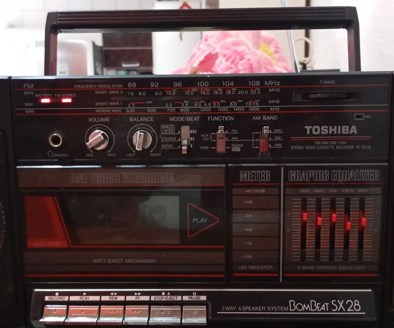 Toca-fitas e Rádio AM/FM Toshiba Bombeat SX-28 - Foto 2