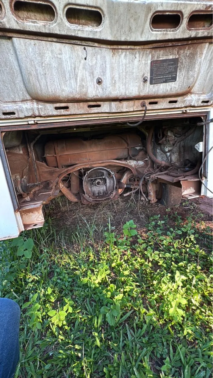 Kombi sem motor de leilão