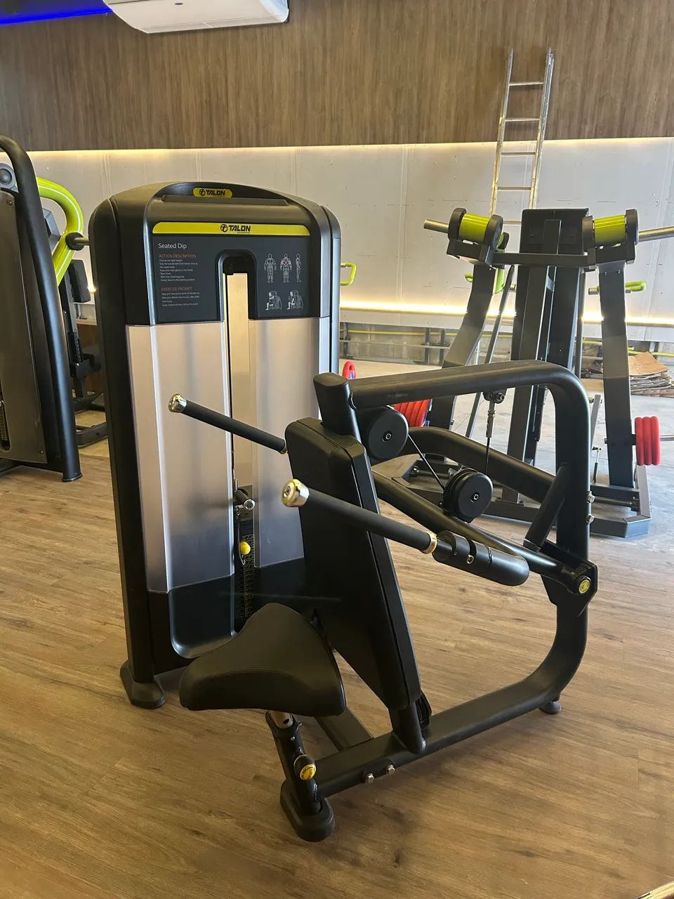 Máquina de Triceps  - Foto 3