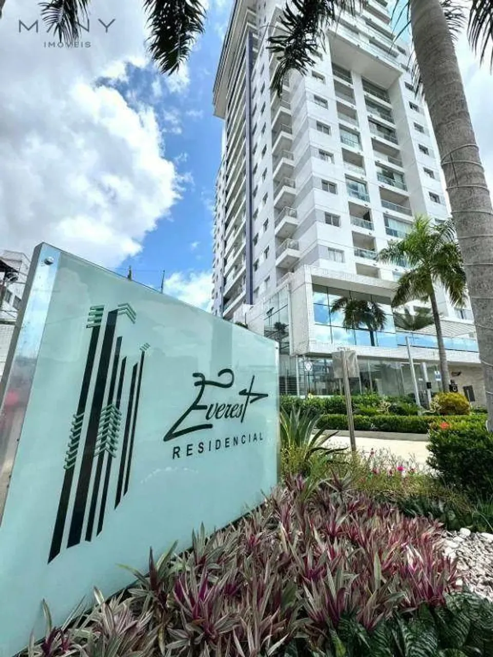 Residencial Everest - Vendo/Alugo Apartamento com 2 dormitórios à venda, 87 m² por R$ 1.10