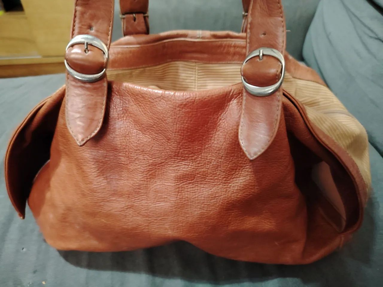 Bolsa em couro caramelo