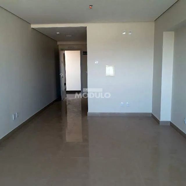 Sala comercial para locação, bairro Nossa Senhora Aparecida - Foto 4