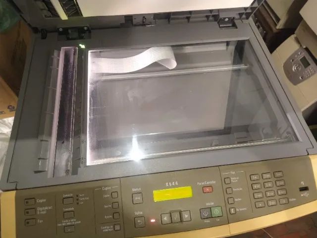 Multifuncional Laser Colorida Lexmark X544 **com Defeitos** - Foto 4