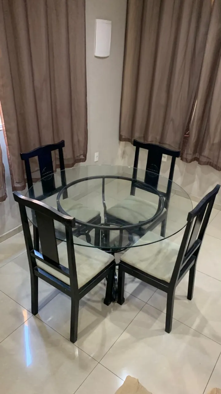 Mesa de jantar redonda
