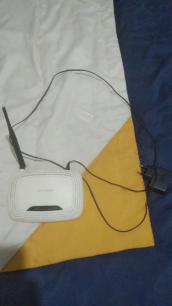 Roteador tp-link marca em boa condição pega todo certinho