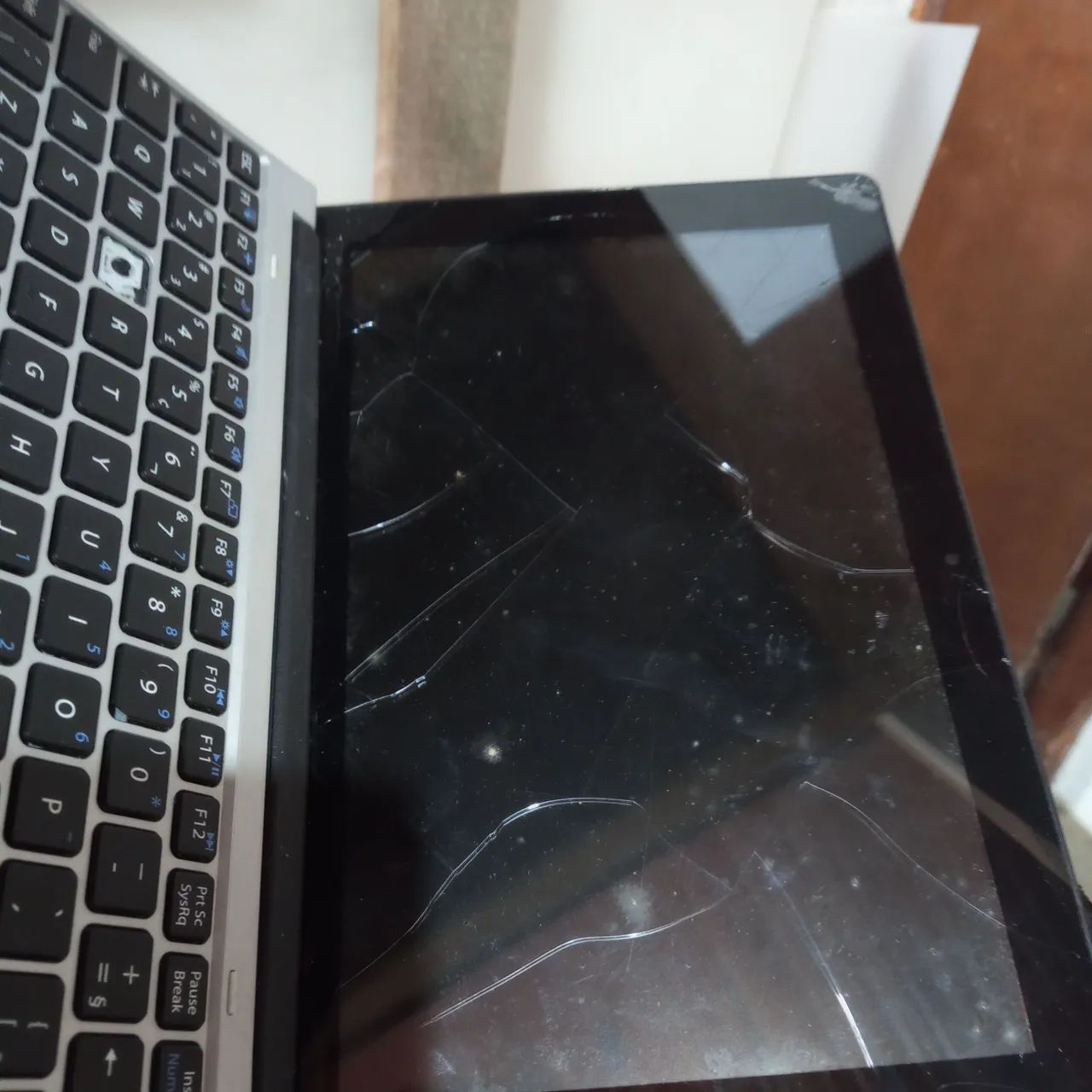 Notebook Positivo - com defeito não liga tela quebrada no estado - Foto 5