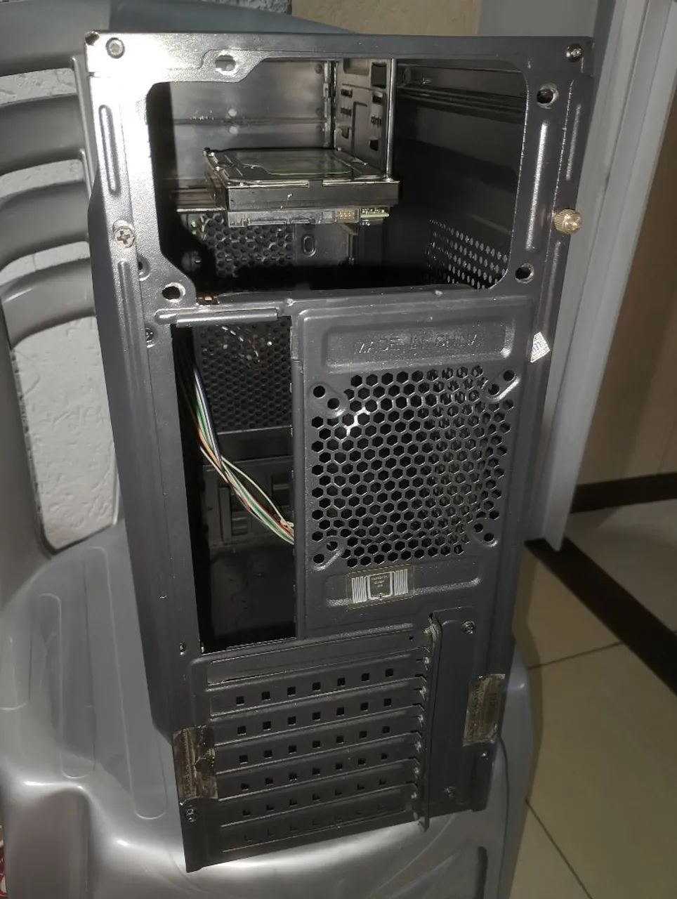Gabinete PC Desktop (usado) - Foto 5