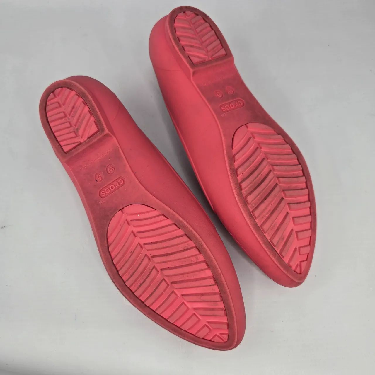 Sapatilha feminina rosa 35 marca crocs original  - Foto 3