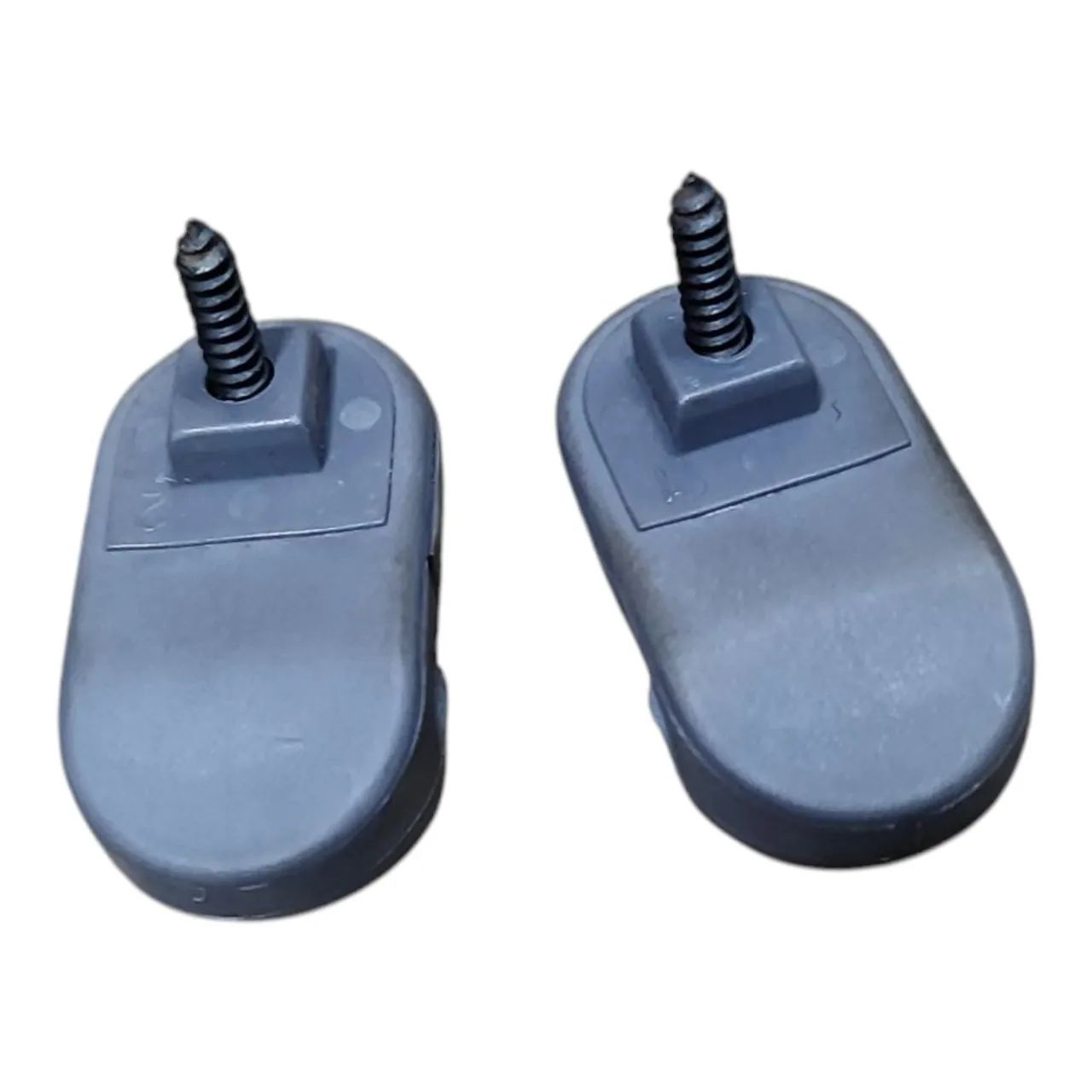 Ganchos Forro Traseira Cabine Original Vw Novo Delivery - Foto 4