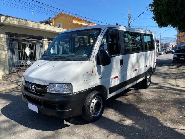 Peugeot Boxer 2.3 Minibus 15/16L TB Diesel., foto 9 de 10