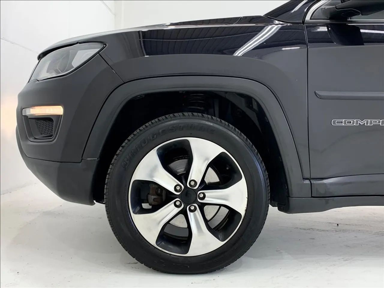 Jeep Compass Longitude 2.0 4X4 Dies. 16V Aut. 2017 - Foto 3