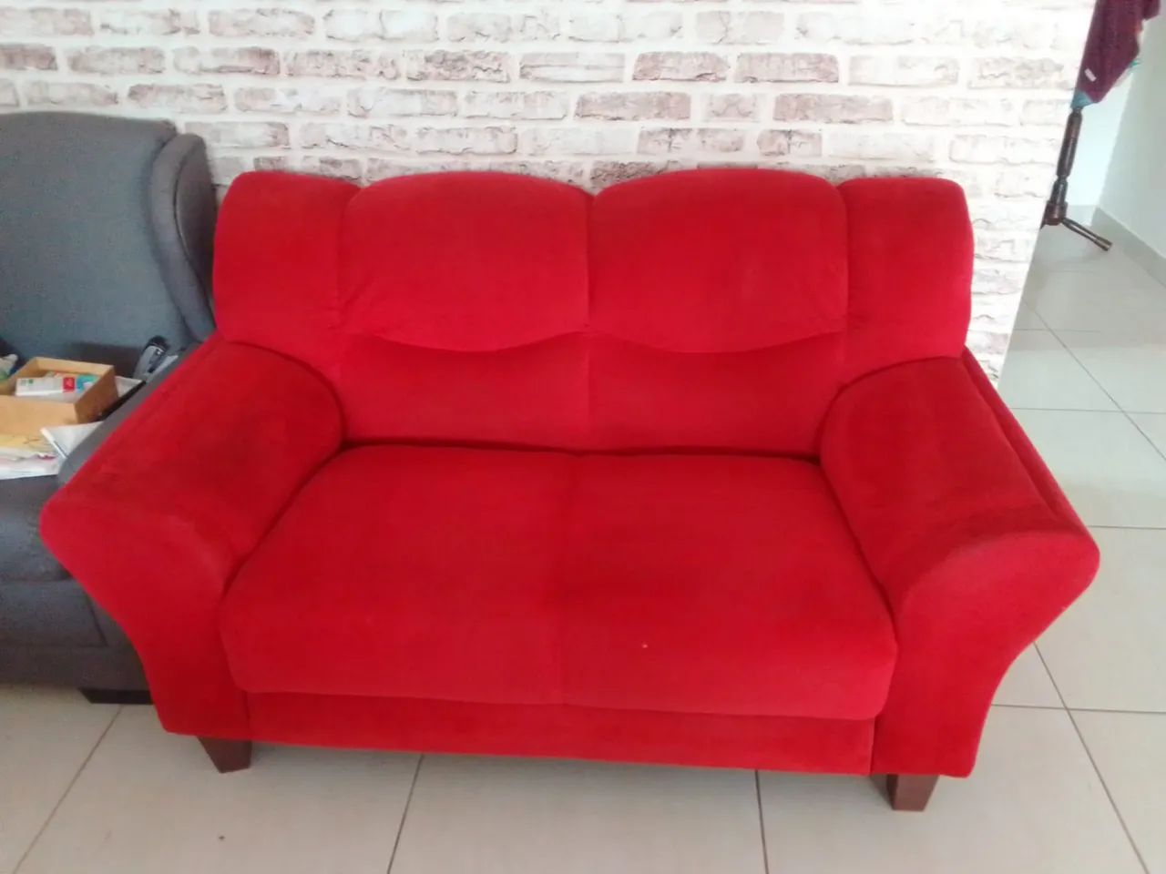 Sofá vermelho 