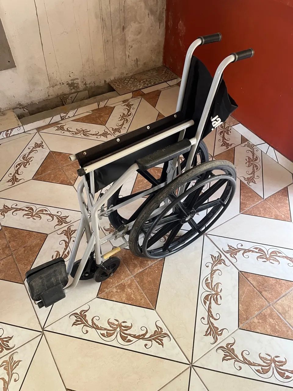 Cadeira de rodas - Foto 3
