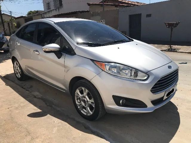 Ford Fiesta Fiesta Sedan 1.6 16V Flex Aut. 2015