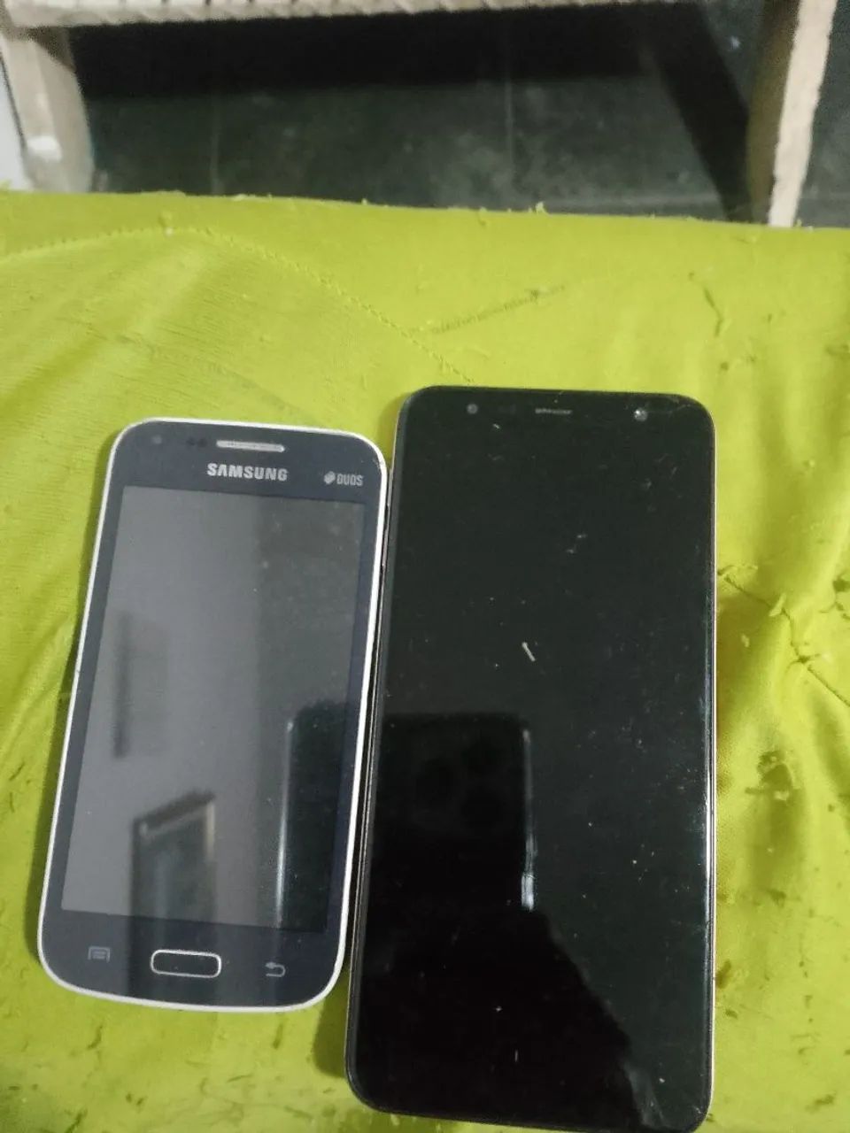 vendo celulares antigos para retirada de peças. - Foto 3