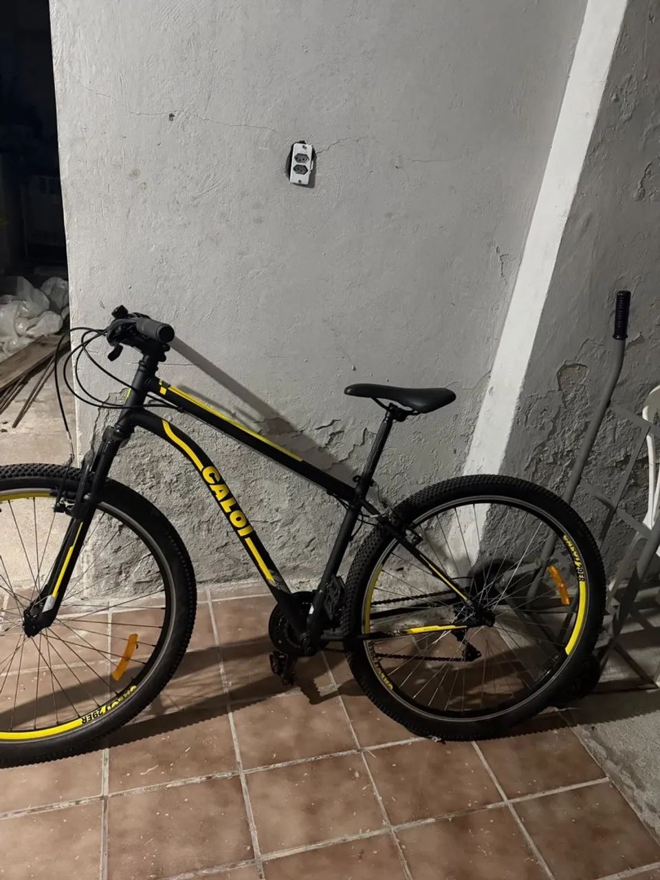 Bicicleta Caloi Aro 29 - Preta e Amarela - Foto 2