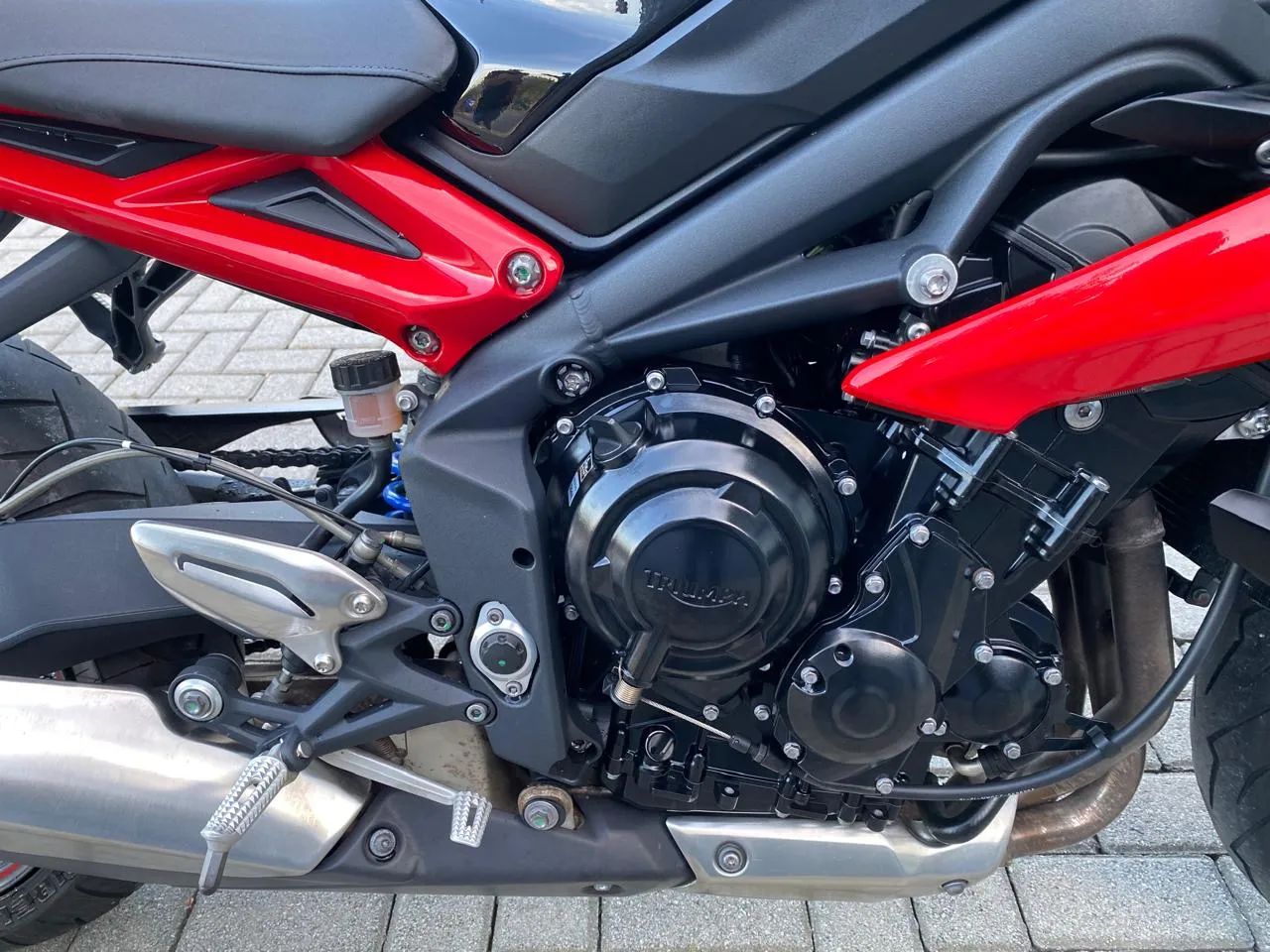 Triumph STREET TRIPLE 675 85 cc  - Foto 2