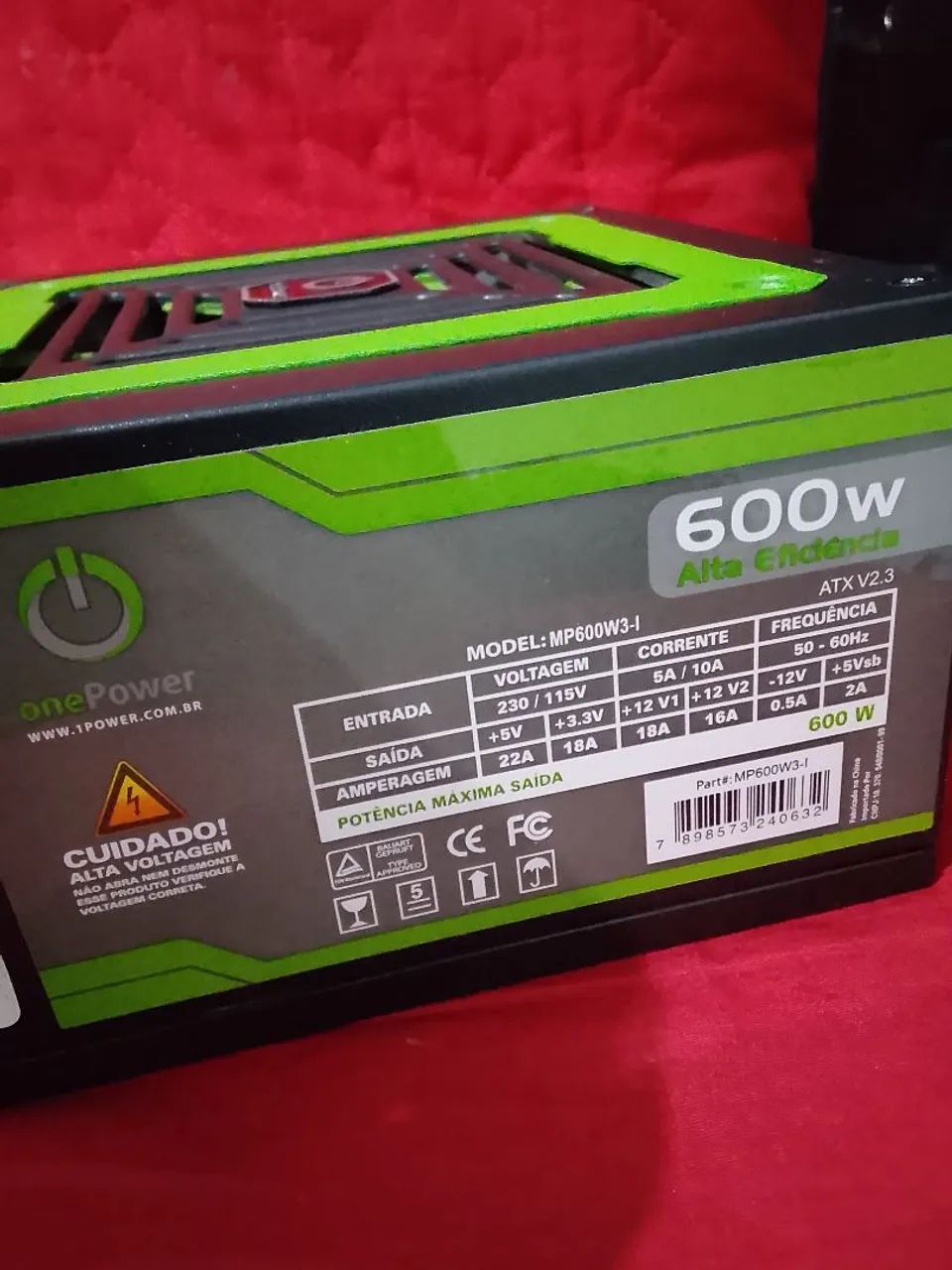 Fonte One Power 600W - 2 meses de uso