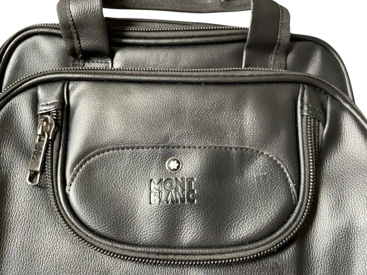 Mochila em couro 