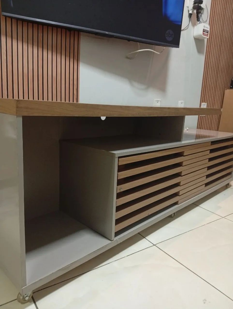 Modern Rack453011429707622403