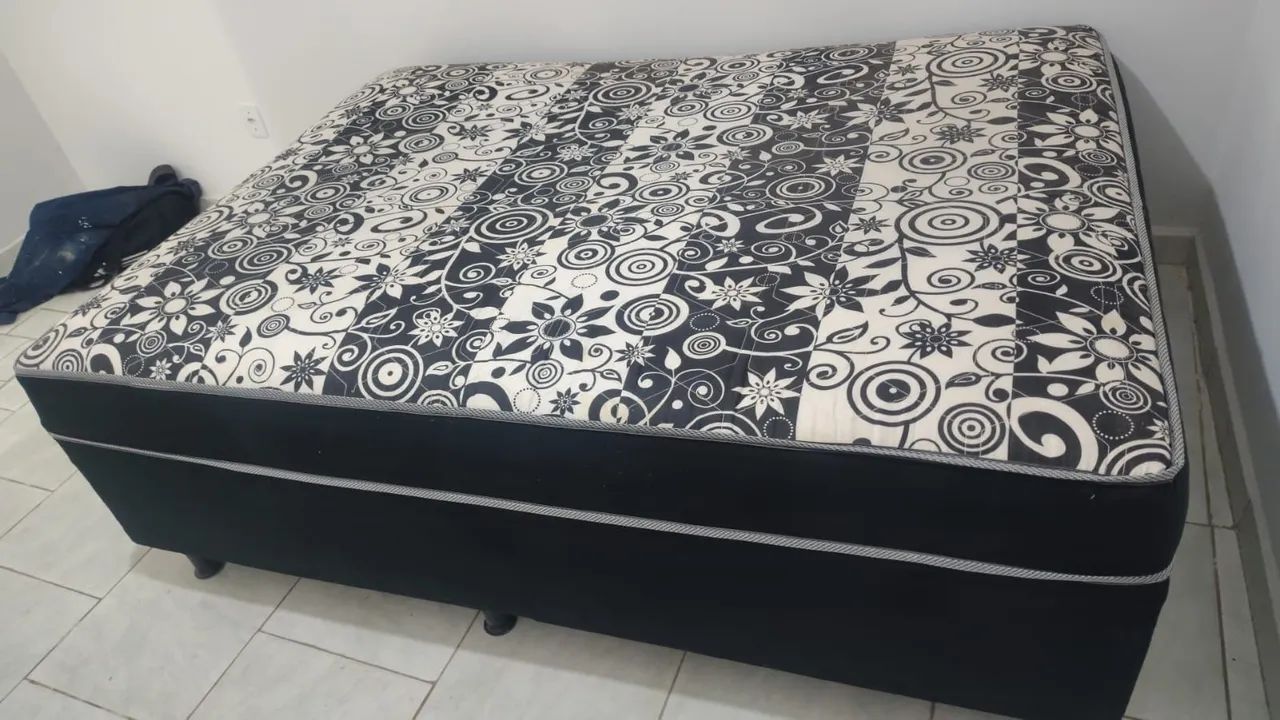 Vendo colchão usado barato - Foto 3