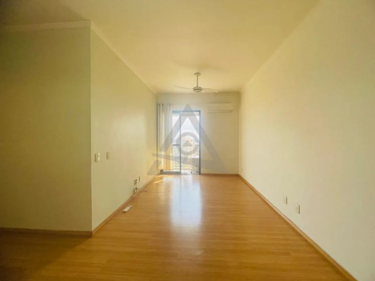 Apartamento para alugar em Campinas, Parque Prado, com 2 quartos, com 76 m² - Foto 2