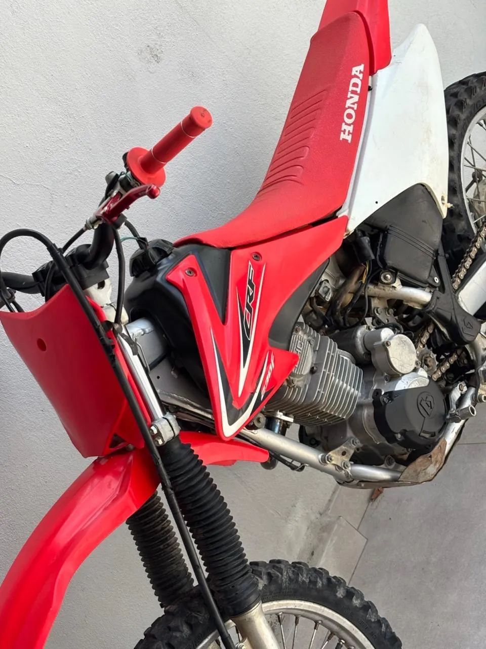 CRF 230F - Foto 2