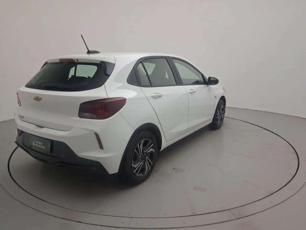 Chevrolet Onix Hatch 1.0 12V Flex Mec. 4P, foto 5 de 18
