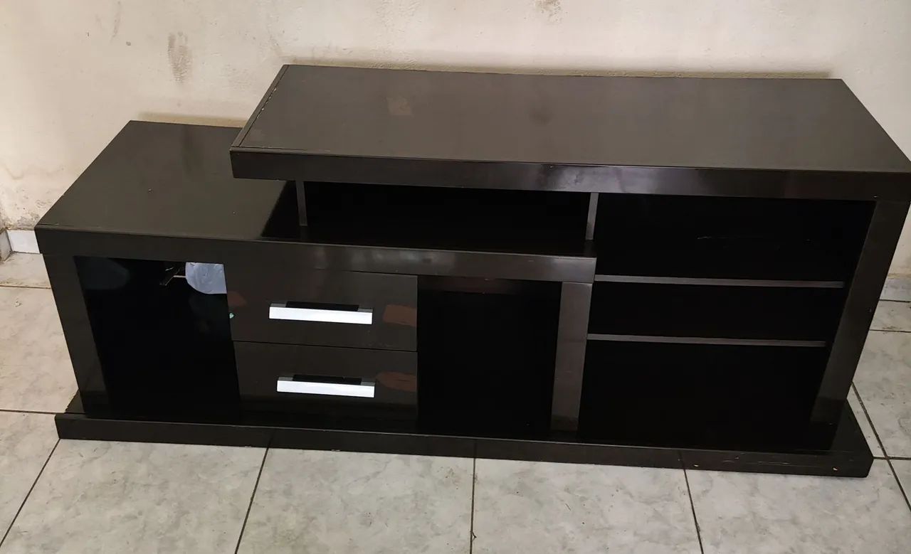 Rack para TV marrom escuro com gavetas e nichos - ótimo estado