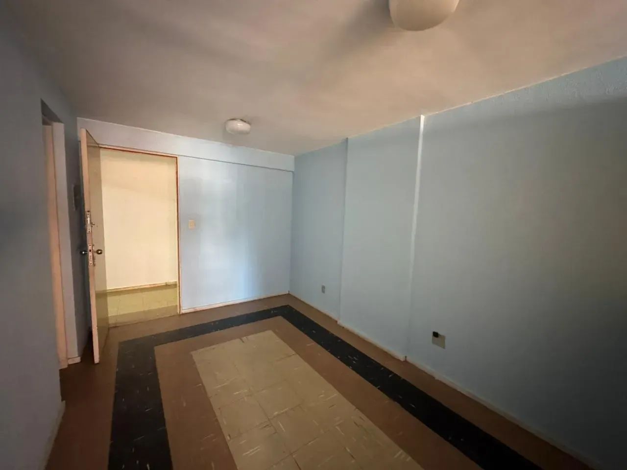 ALUGA-SE SALA COMERCIAL  ED. JAMEL CECÍLIO | SETOR COMERCIAL SUL  QUADRA 03 - Foto 5