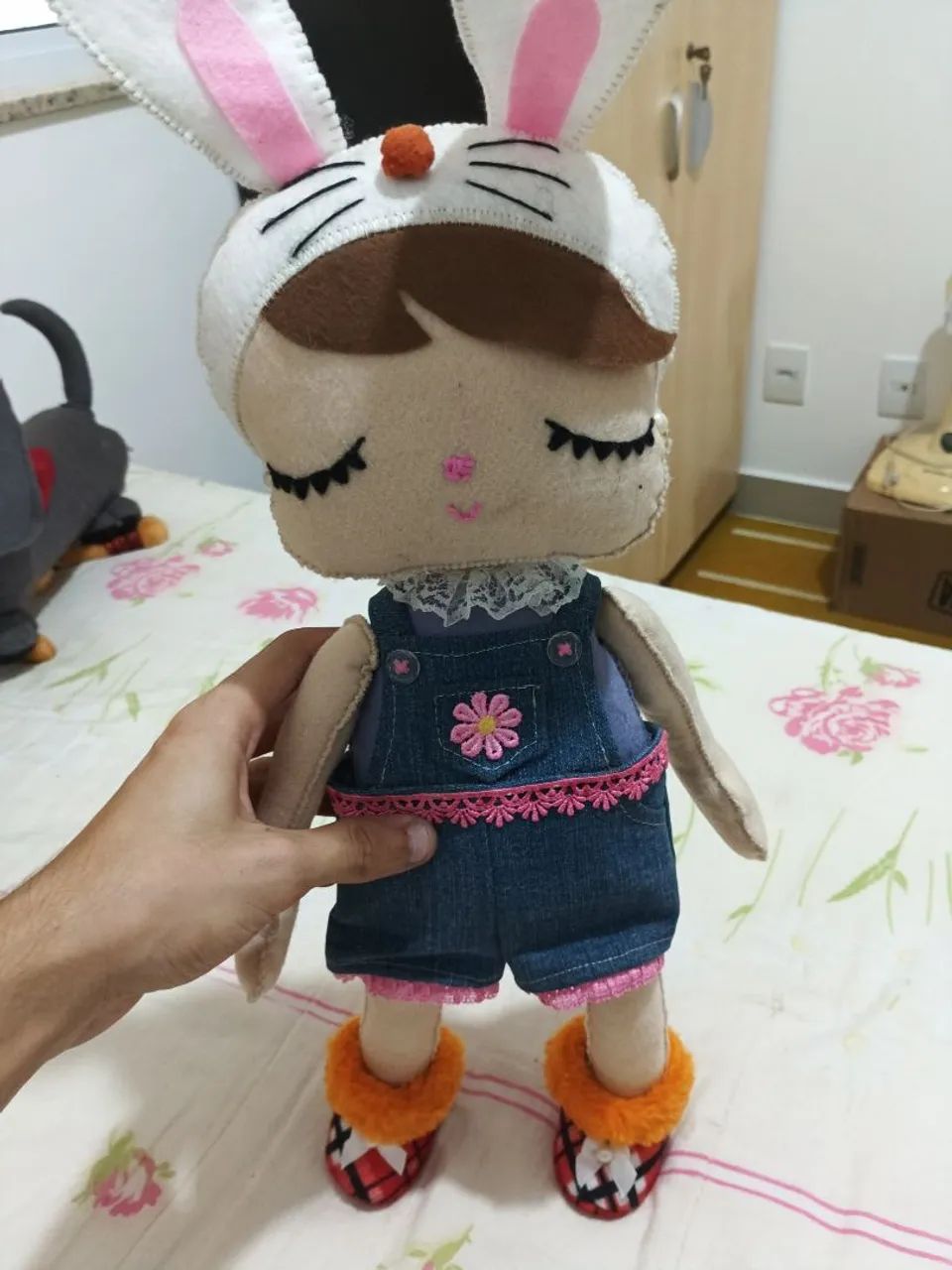 Boneca coelha artesanal (Feltro) - Foto 3