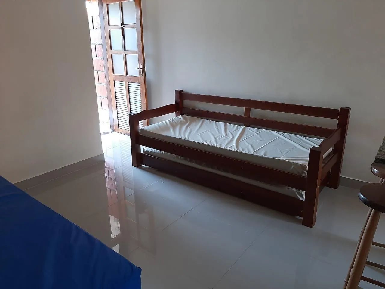 Alugo para Temporada chale na Martin de Sá com piscina e ar condicionado - Foto 11