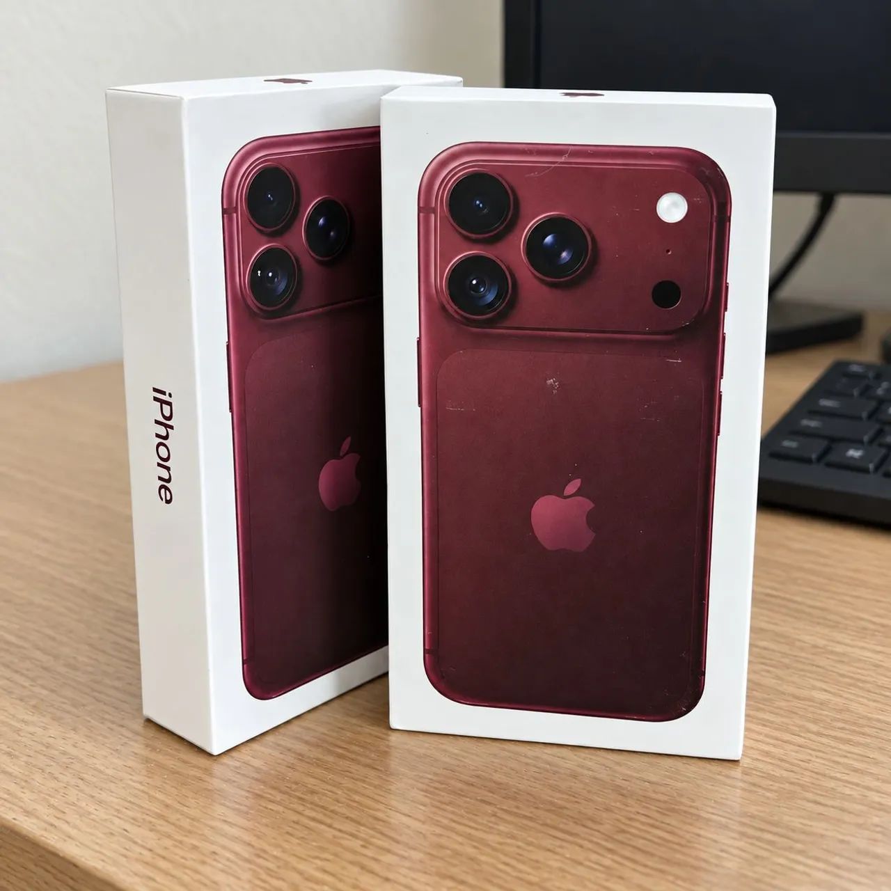 iPhone 18 Pro 256 - Bordô | Lacrado, sem uso. 