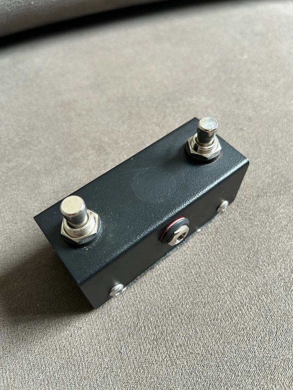 Pedal Footswitch duplo com cabo TRS - Foto 2