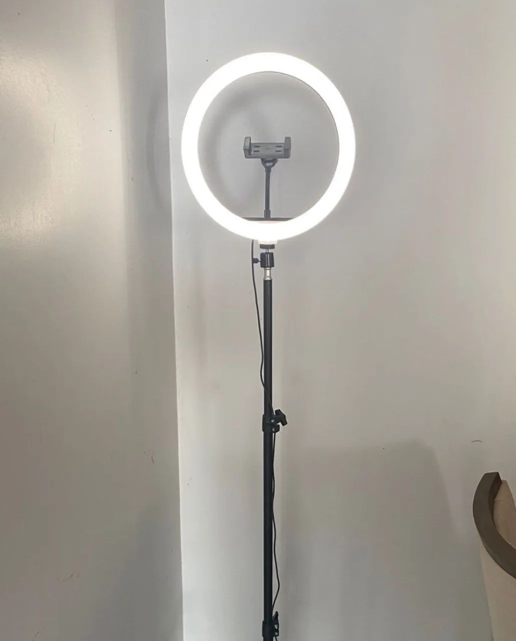 TRIPÉ RING LIGHT 10 polegadas, altura 2,10m  R$ 100