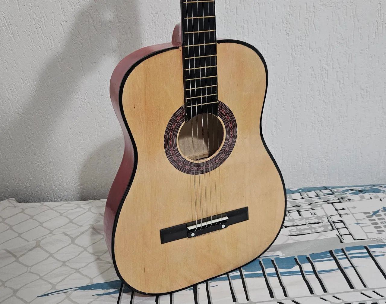 Violão Queens em perfeito estado - Foto 2