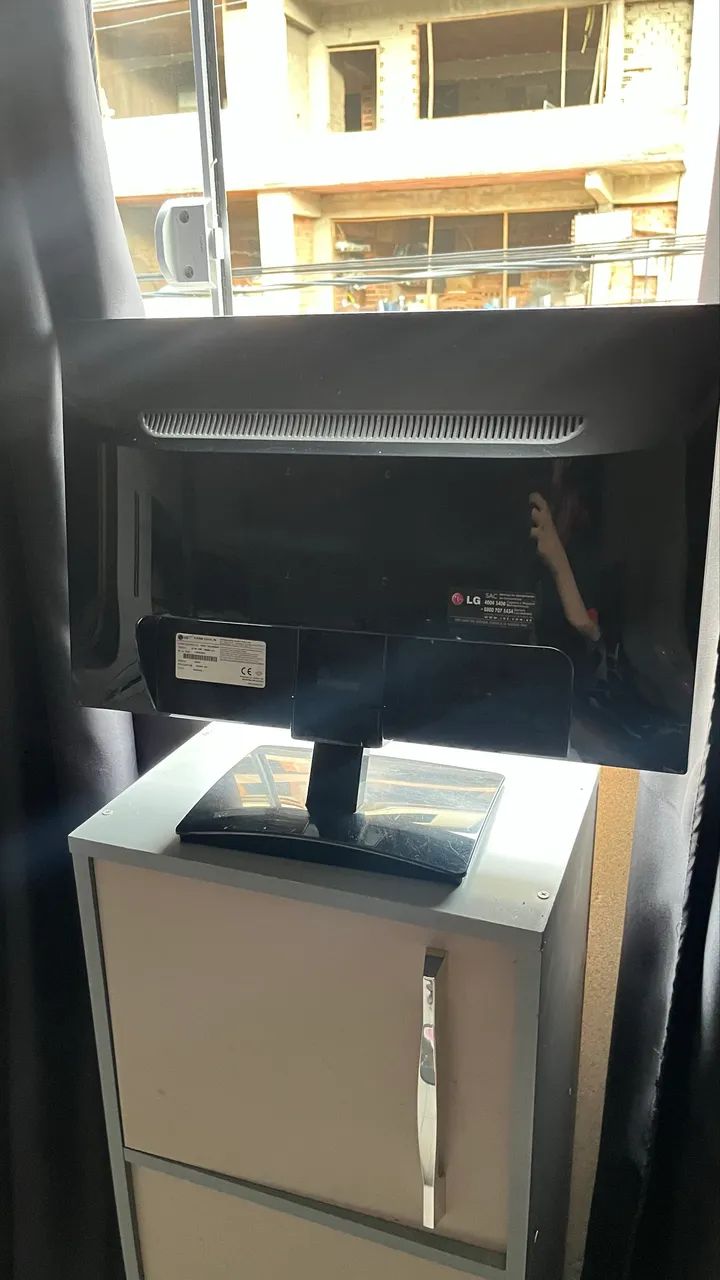 Monitor Lg Flatron E2241 - Foto 2