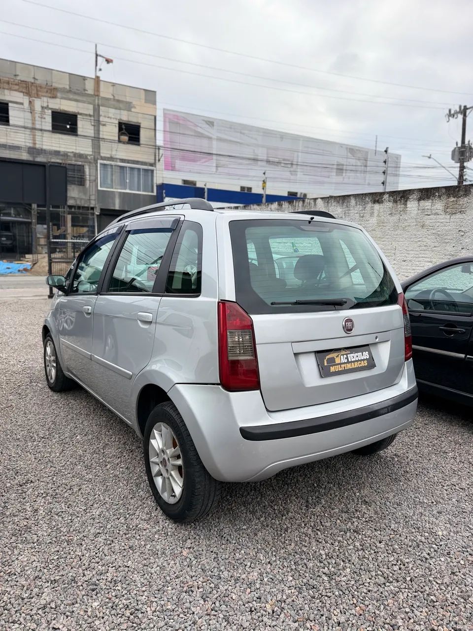 Fiat Idea ELX 1.4 MPI Fire Flex 8V 5P 2010 - Foto 4
