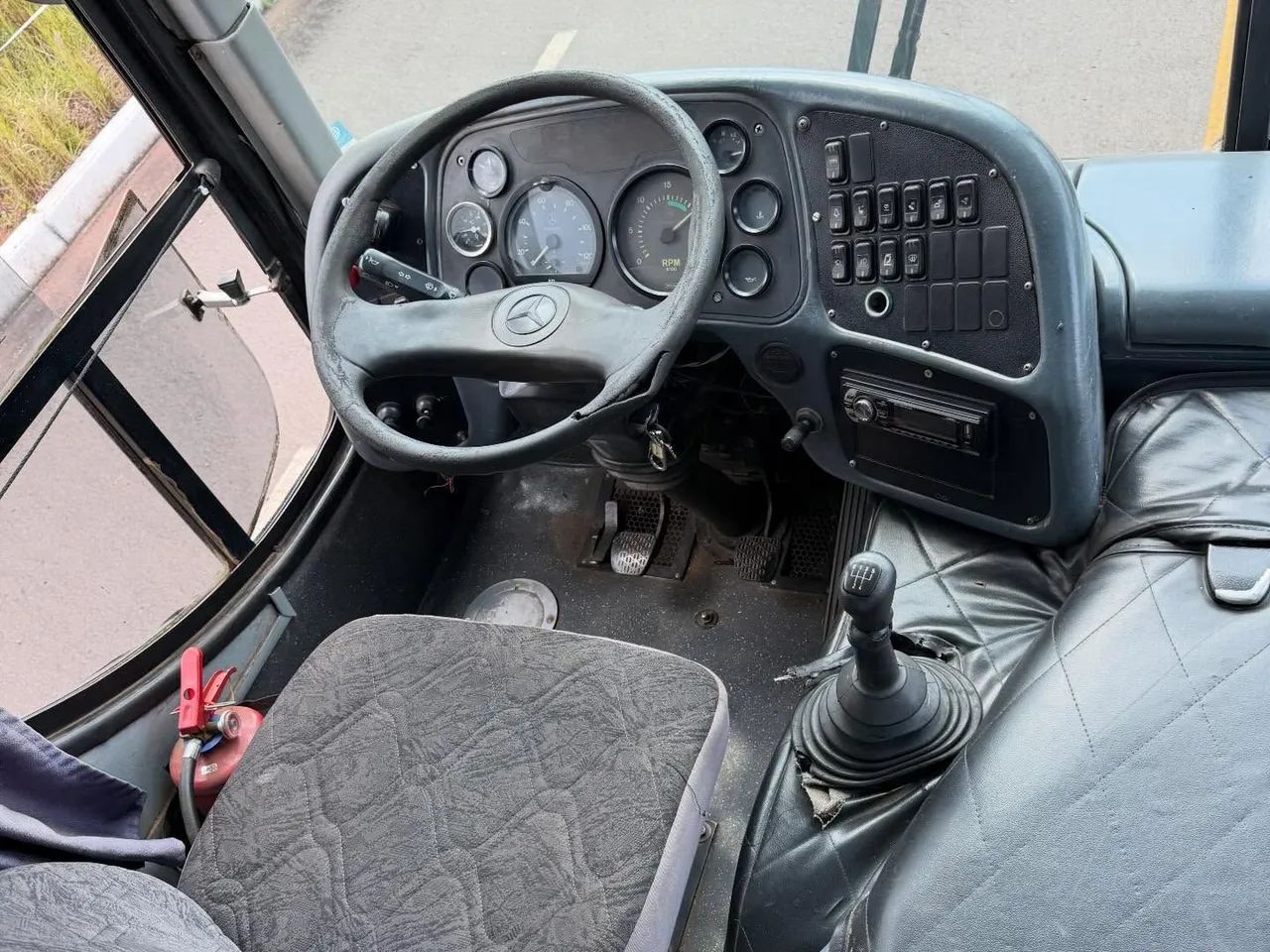 ÔNIBUS MERCEDES-BENZ - Foto 4