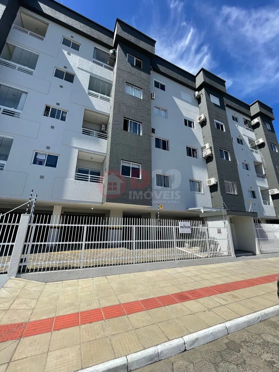 Apartamento 2 dorm  Elevador  Churrasqueira  Ararangua
